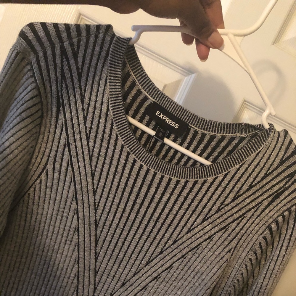 ✨MAKE AN OFFER‼️ Express: Ribbed Dress 💕 - Picture 3 of 6